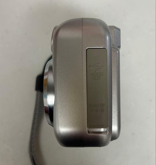 Nikon Compact Digital Camera Coolpix 3100