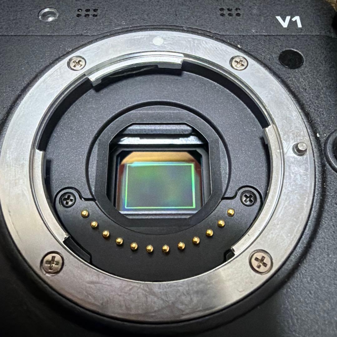 Nikon Mirrorless Interchangeable Lips 1 V1