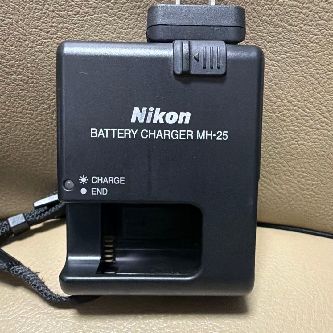 Nikon Mirrorless Interchangeable Lips 1 V1