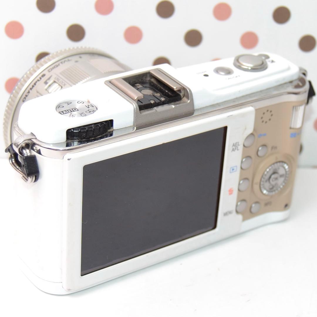 Olympus Mirrorless Interchangeable Lips P1