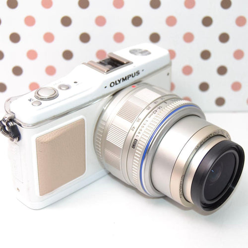 Olympus Mirrorless Interchangeable Lips P1