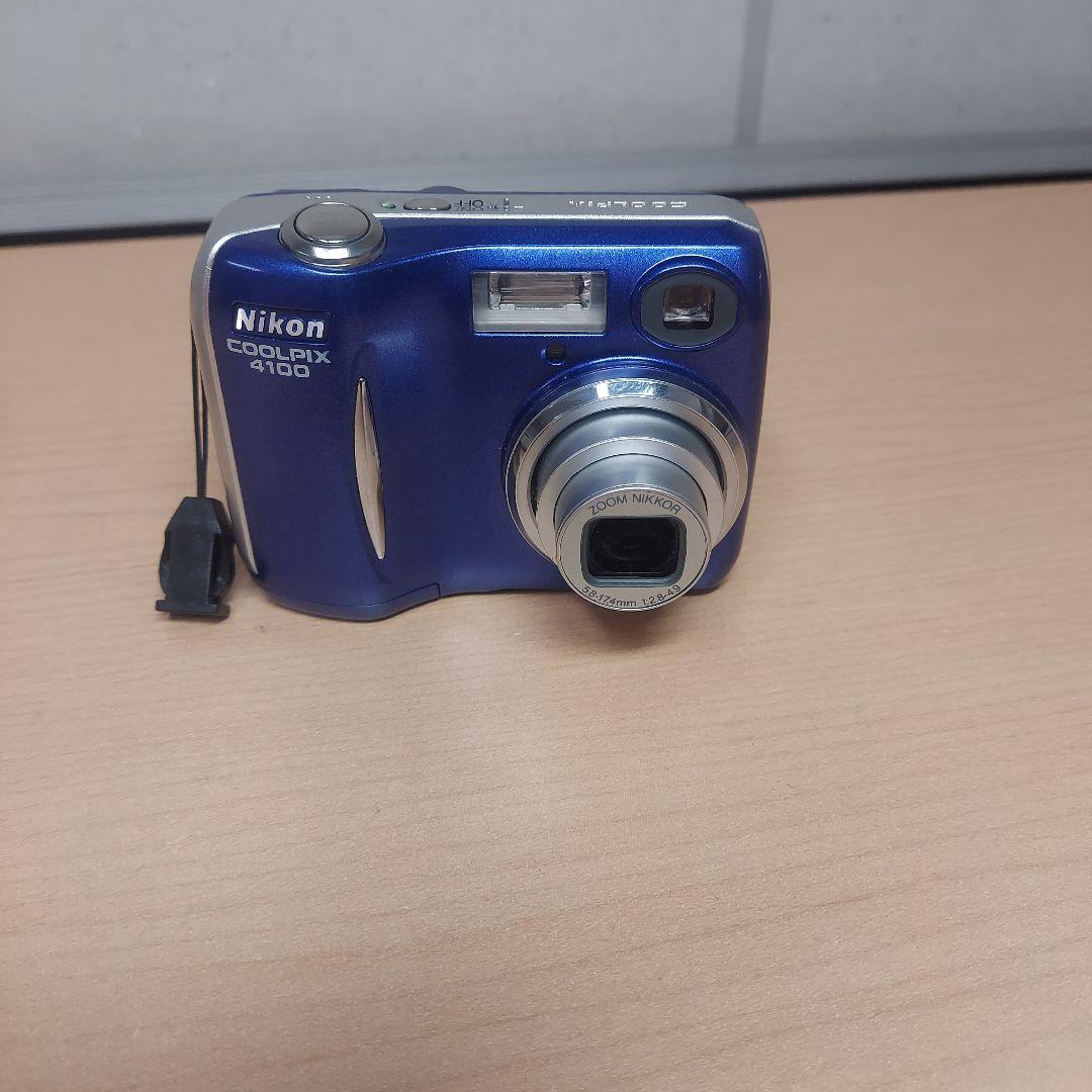 Nikon Compact Digital Camera Coolpix 4100 2200