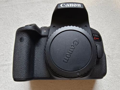 Reflex numériques Canon Eos Kiss X8I