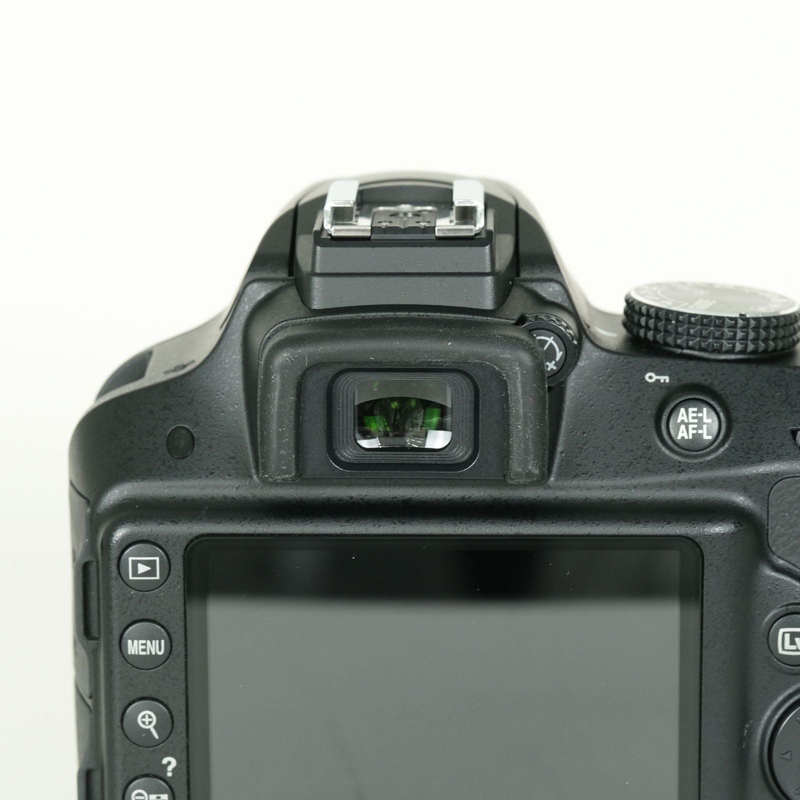 Nikon Digital Slr 2,404 D3300 F