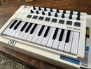 Midi Keyboards Pads Arturia Minilab Mkii White