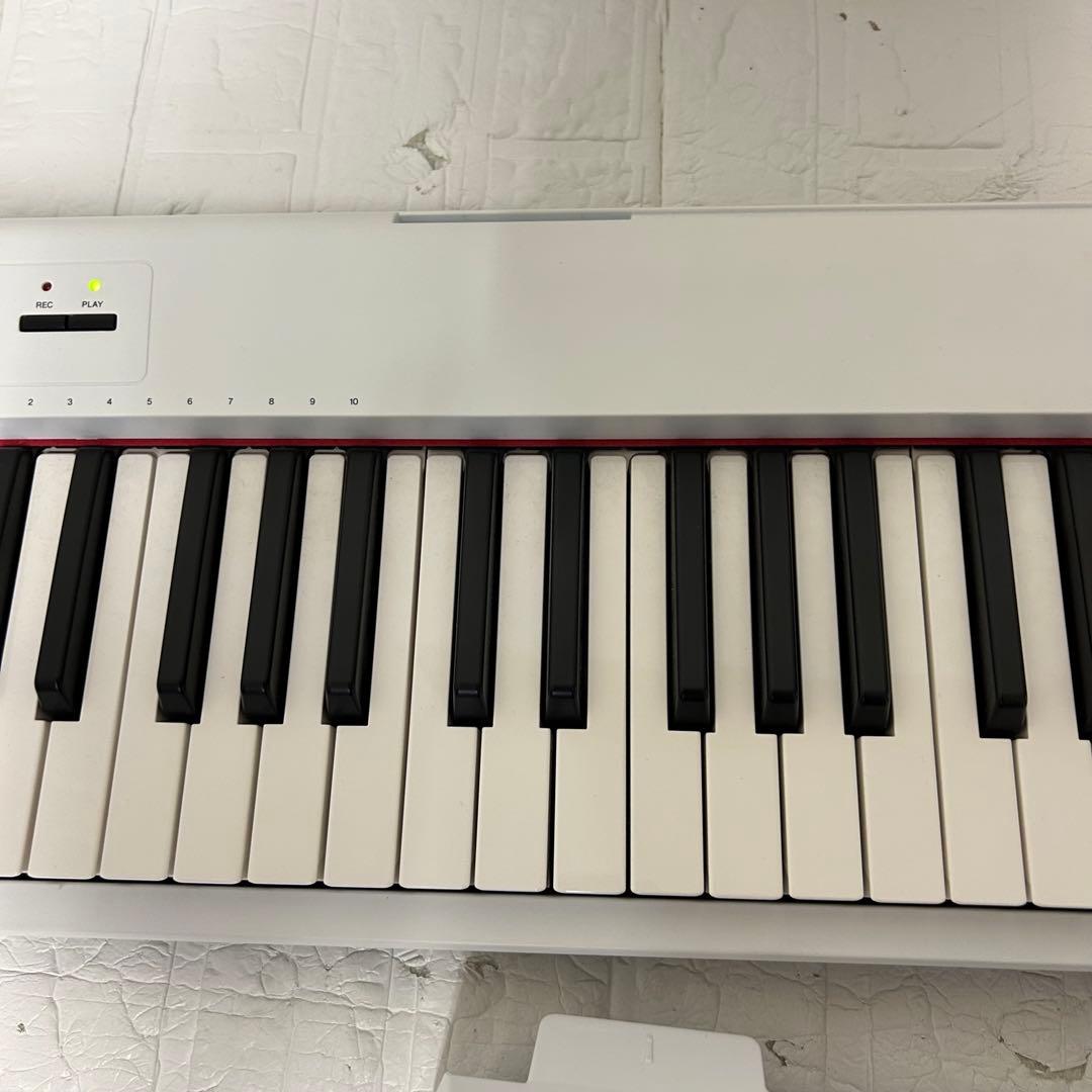 Yamaha Keyboards Digital Pianos Np-32