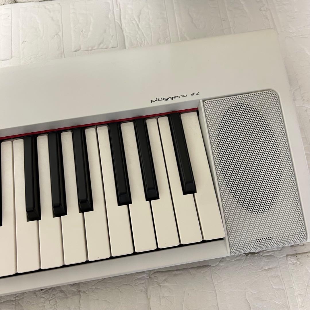 Yamaha Keyboards Digital Pianos Np-32