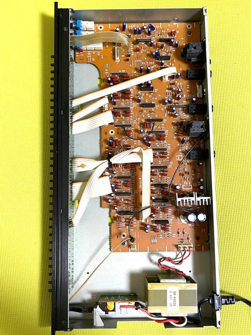 Roland Equalizers E-131 Graphic Equalizer