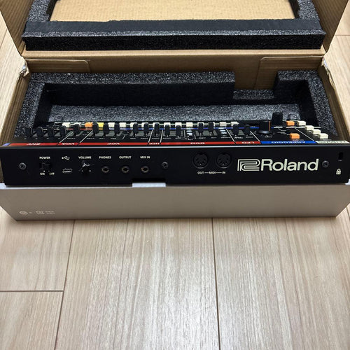 Roland Analog Synthesizers Ju-06A Boutique K-25M