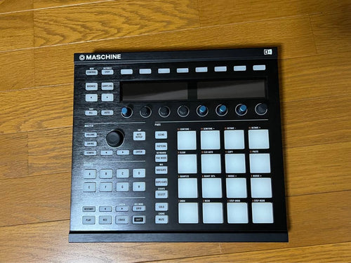 Hardware Instruments Maschine Mk2