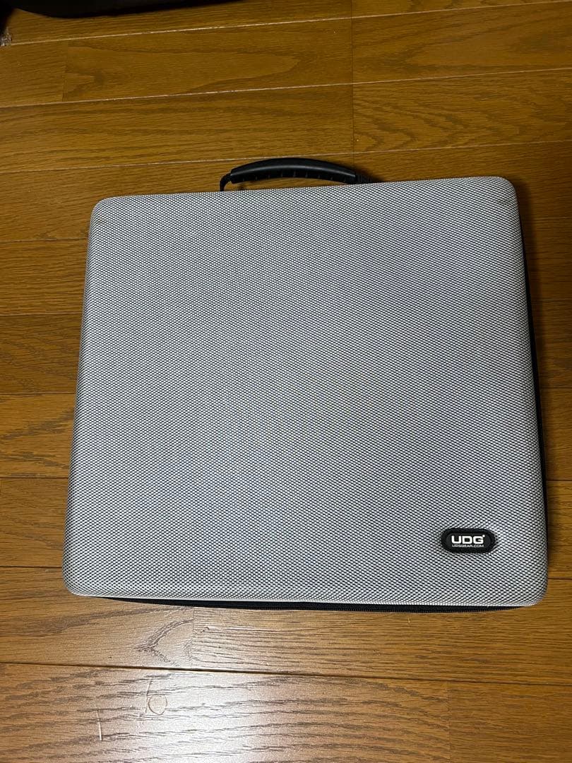 Hardware Instruments Maschine Mk2