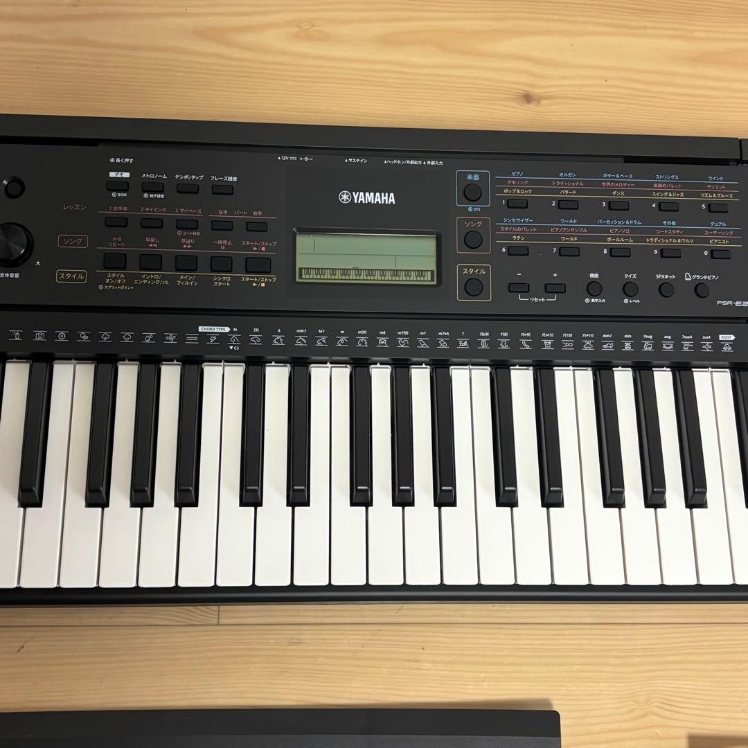 Yamaha Keyboard Electronic Piano Psr-E273