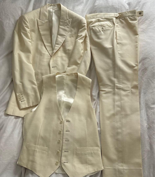 Tomorrowland Tuxedos 46