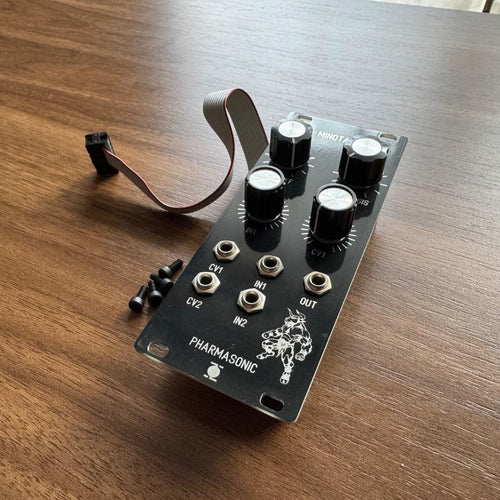Modular Synthesizer Pharmasonic Minotaur Moog
