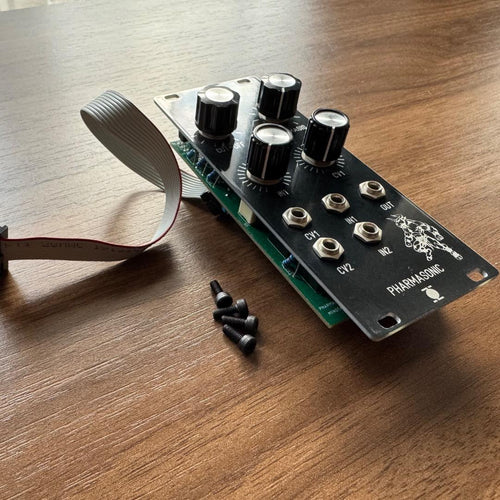 Modular Synthesizer Pharmasonic Minotaur Moog