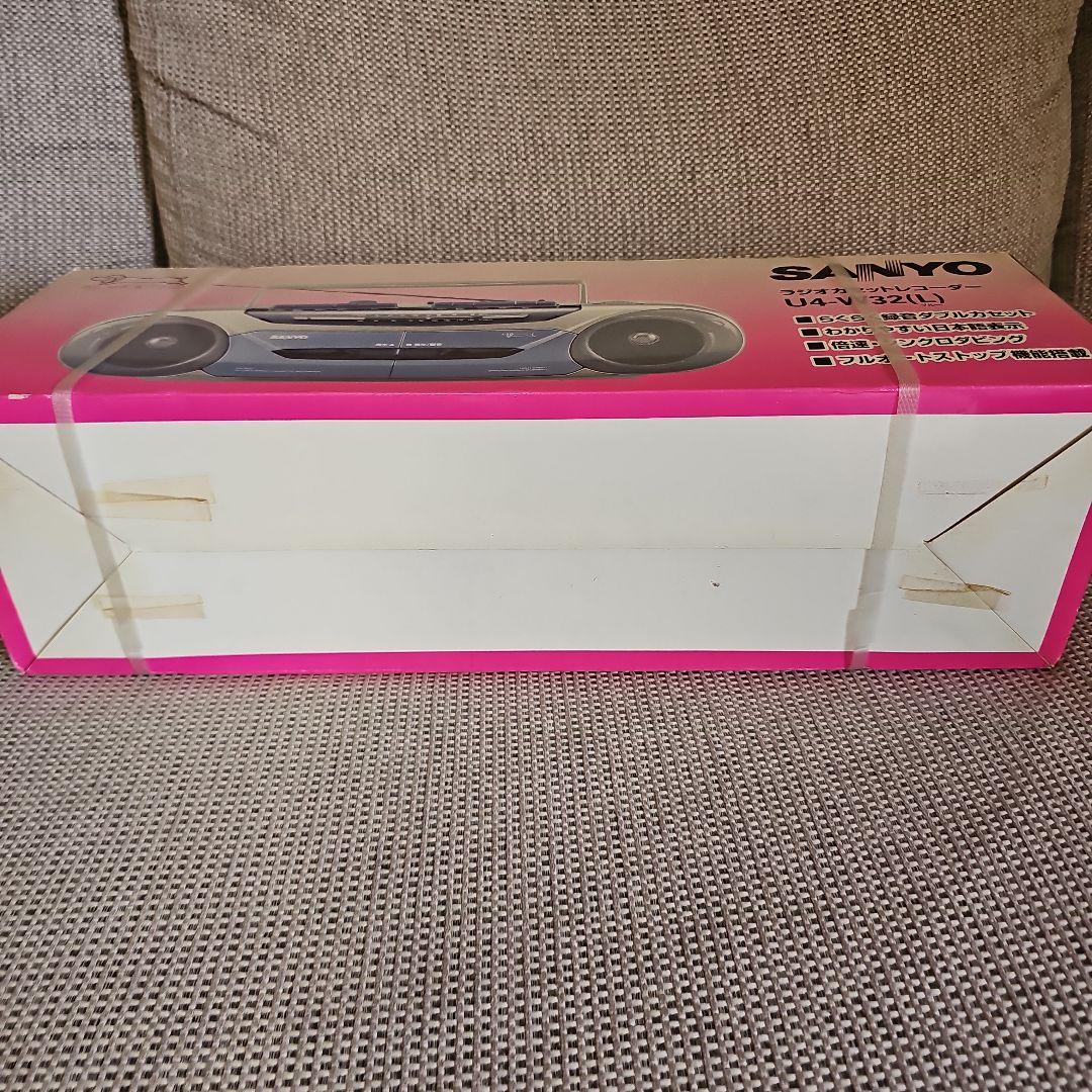 Sanyo Radios Radio Cassette Players U4-W32 W