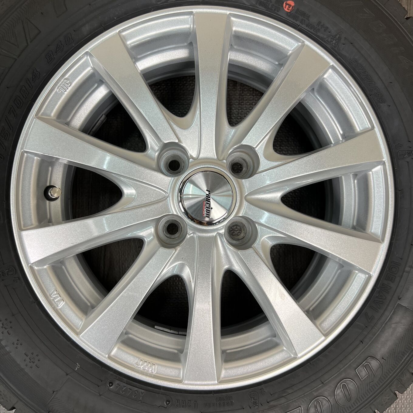 Weds 14 Inches Goodyear 175/70R14 #66S40426