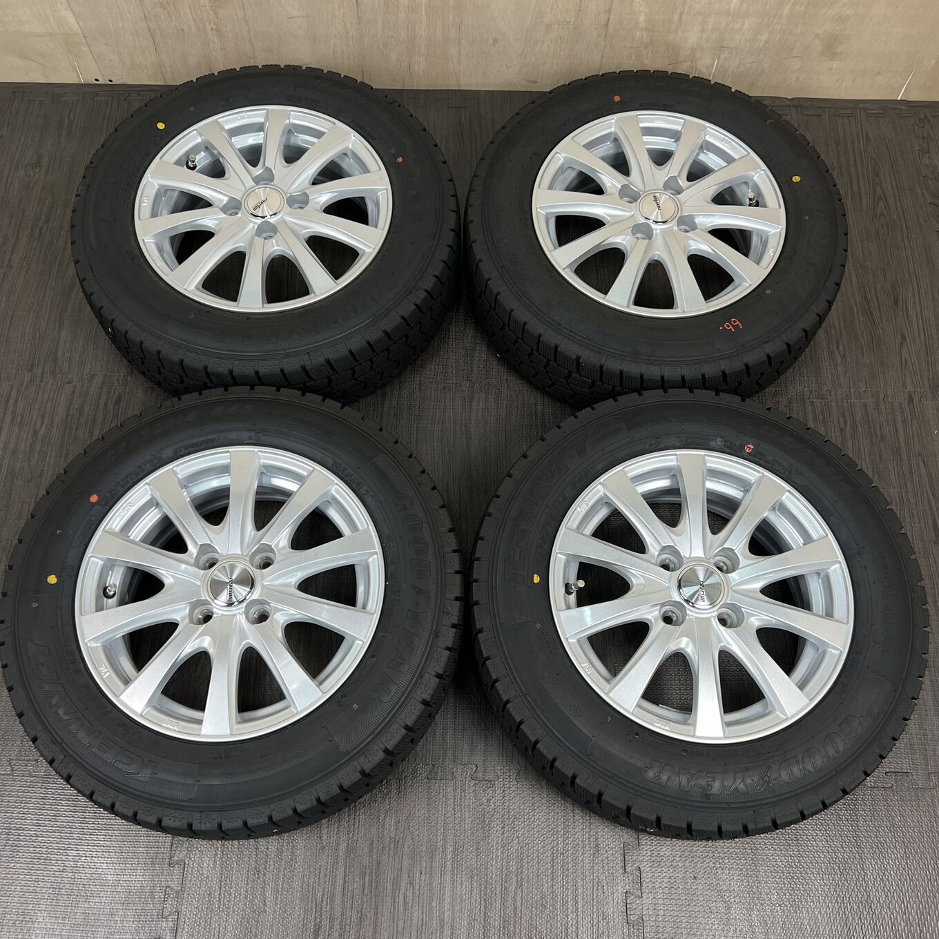 Weds 14 Inches Goodyear 175/70R14 #66S40426