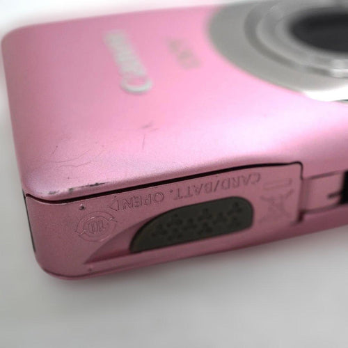 Canon Compact Digital Cameras R*I 7031 Ixy 200F