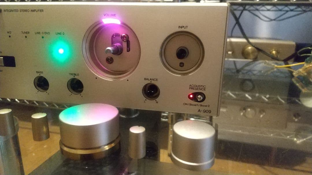 Onkyo Integrated Amplifiers A-909