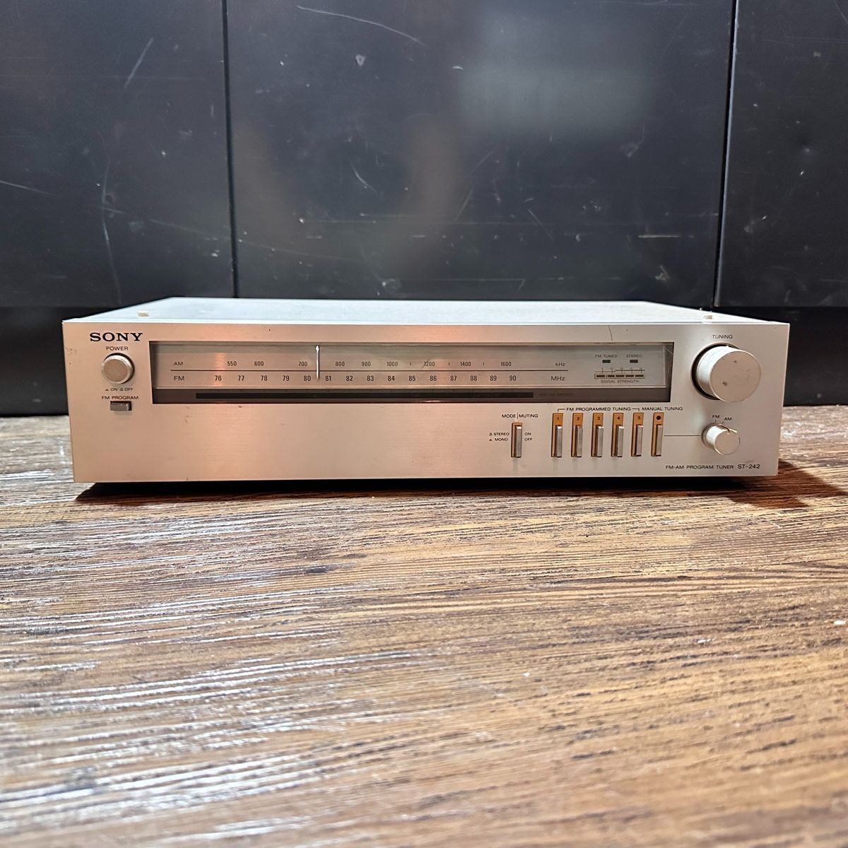 Sony Radio Tuner St-242 Fm-Am Program Silver