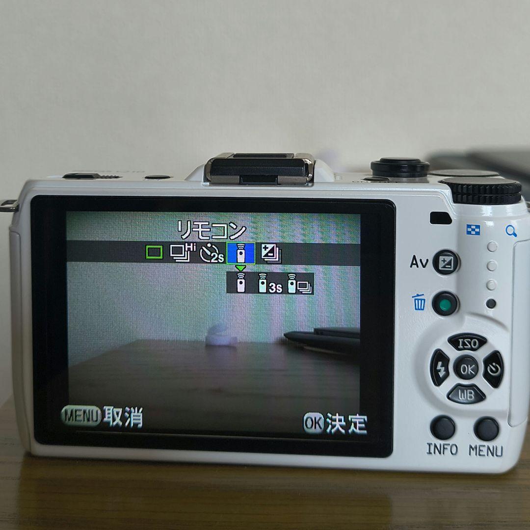 Pentax Compact Digital Cameras Q10+ 01 02+