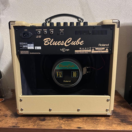 Roland Guitar Amplifiers Blues Cube Hot 30W