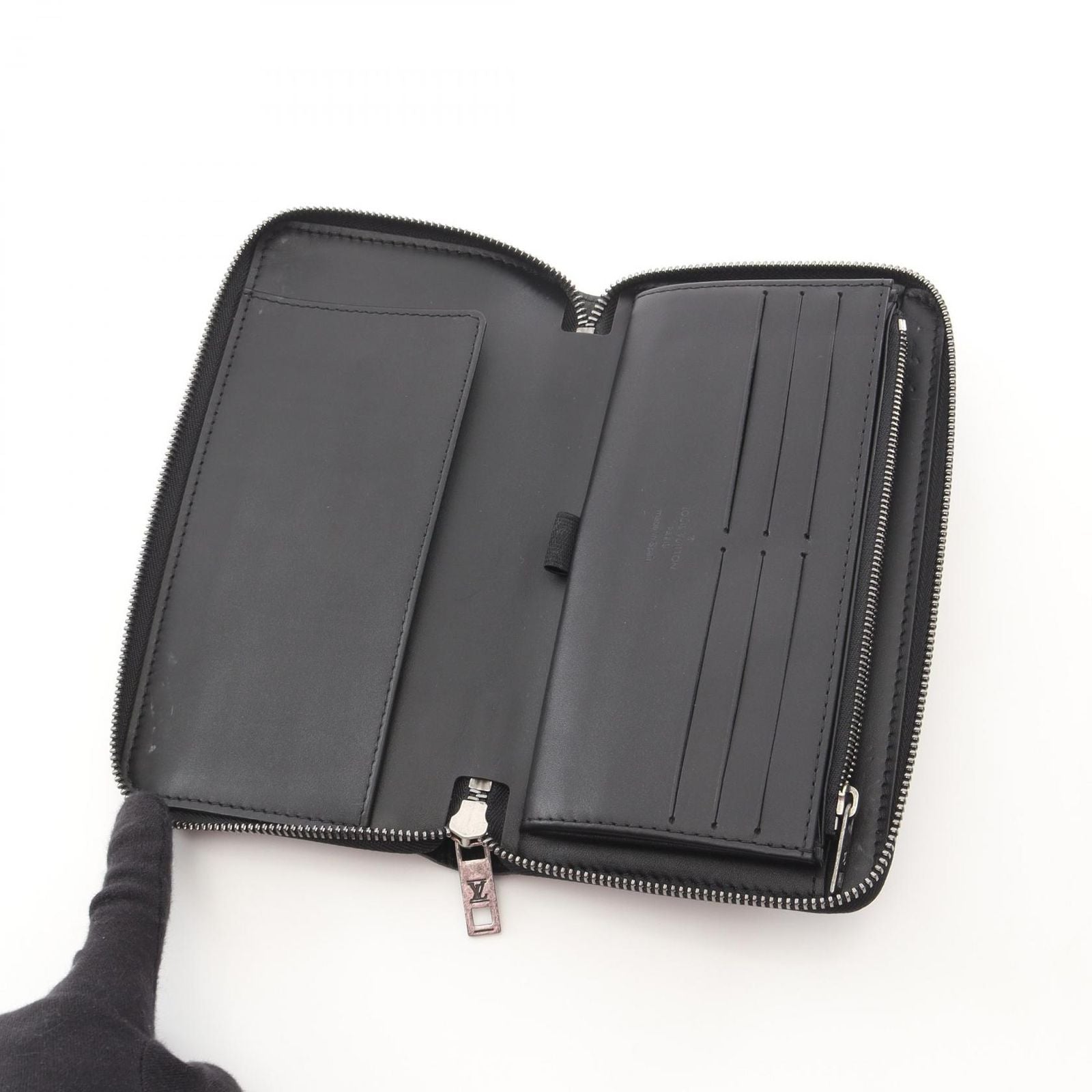 Louis Vuitton Long Wallet M97026 Used B