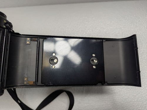 Large -Size Medium Format Camera (Film) Asahi Pentax 67