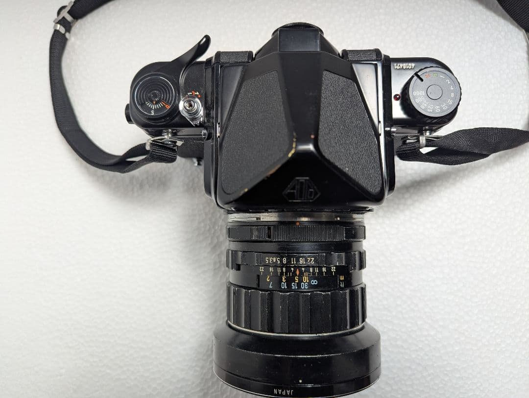 Large -Size Medium Format Camera (Film) Asahi Pentax 67