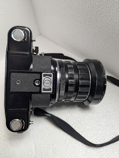Large -Size Medium Format Camera (Film) Asahi Pentax 67