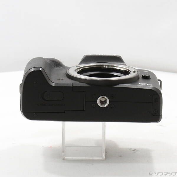 Canon Mirrorless Interchangeable Lips Eos Kiss M Ef-M15-45 Is Stm 349