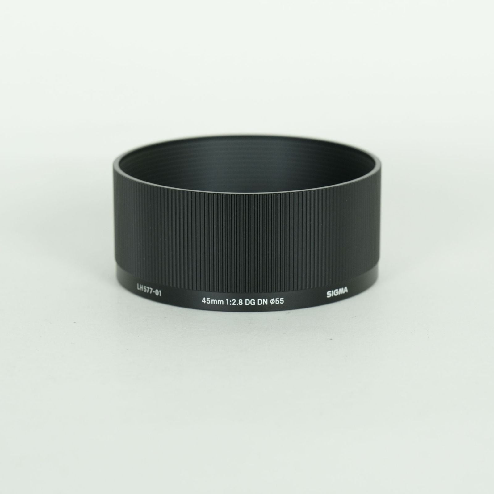 Sigma Lens (Single Focus) F2.8 Dg Dn Contemporary L Leica