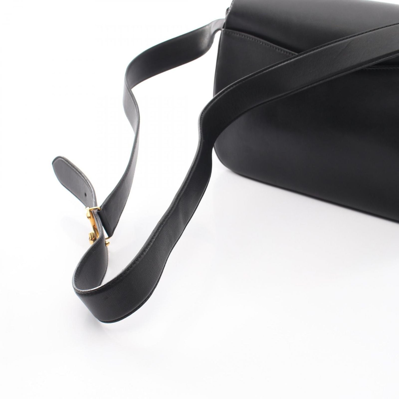 Cartier Shoulder Bag Used B
