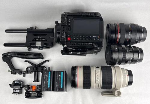 Blackmagic Design Mirrorless Interchangeable Lips Pyxis 6K Ef
