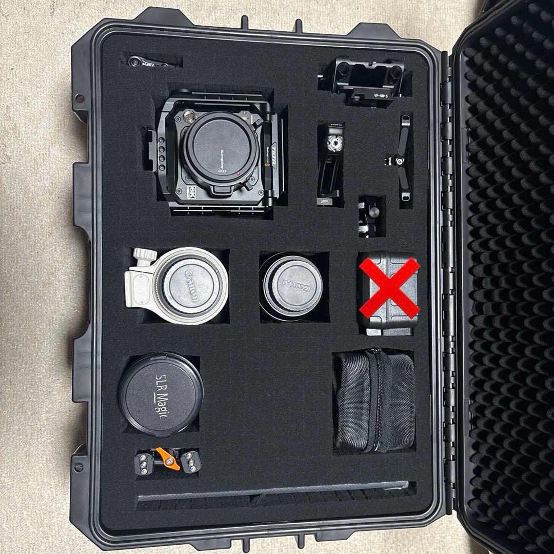 Blackmagic Design Mirrorless Interchangeable Lips Pyxis 6K Ef
