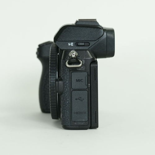 Nikon Mirrorless Interchangeable Lips 10,980 Z50 Z