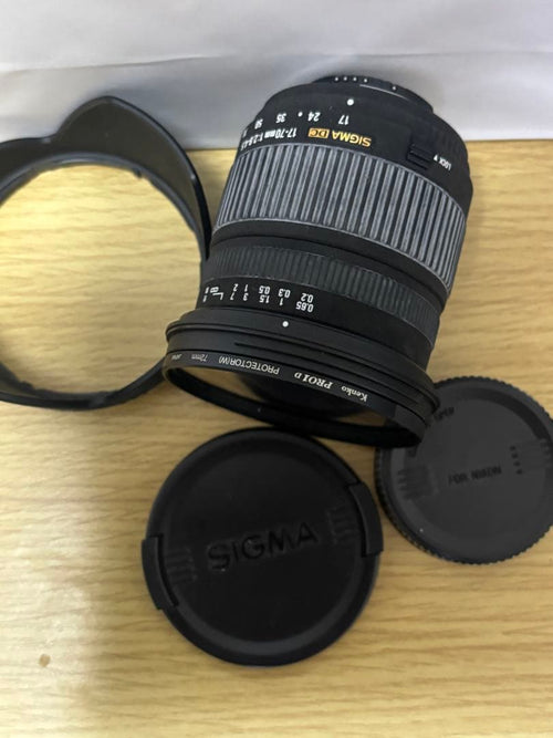 Sigma Lens (Zoom) Dc17-70Mm F2.8-4.5 Macro