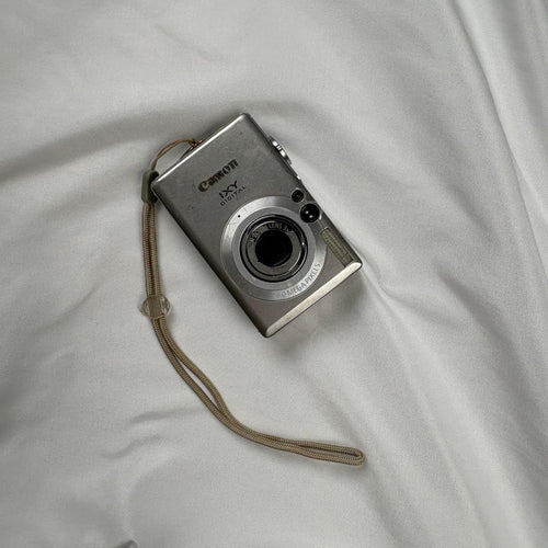 Canon Compact Digital Cameras Ixy 70