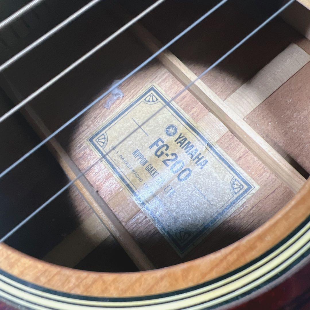 Yamaha Acoustic Guitar Fg-200