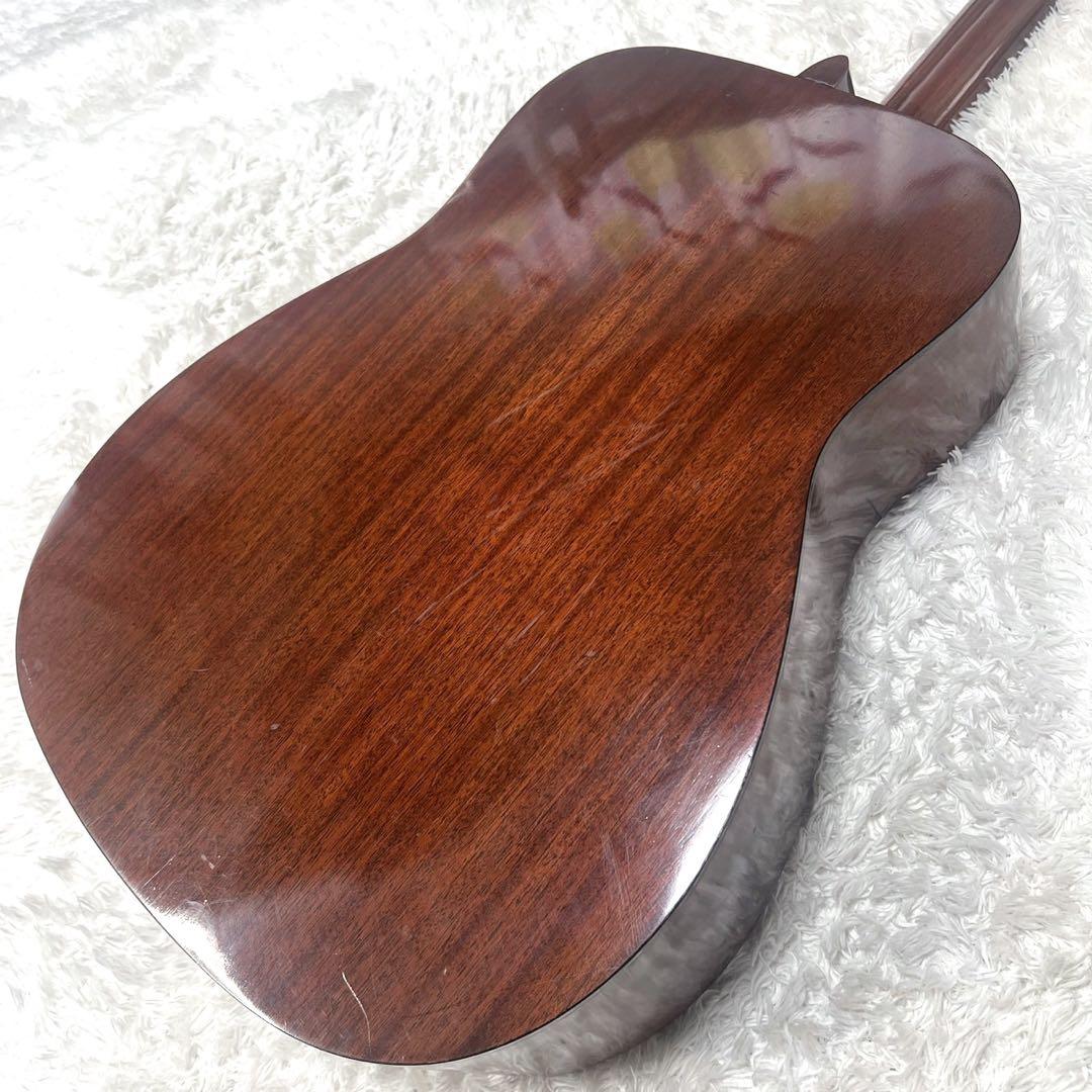 Yamaha Acoustic Guitar Fg-200