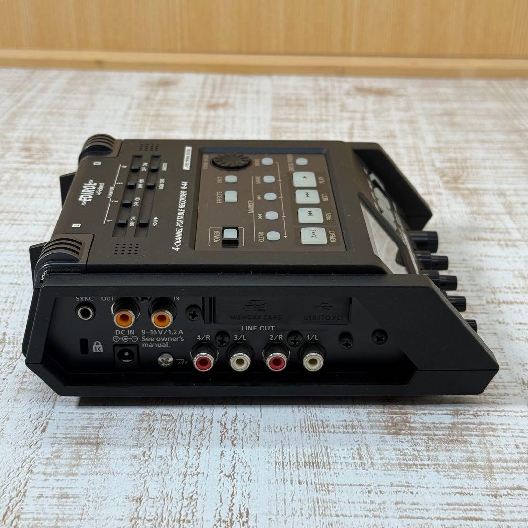 Roland Other R-44