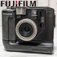 Fujifilm Compact Digital Camera Fujix Ds-330 Id