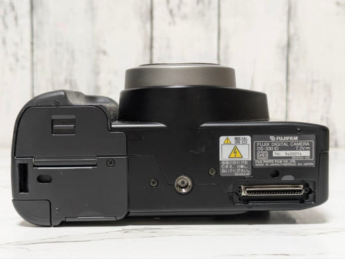 Fujifilm Compact Digital Camera Fujix Ds-330 Id
