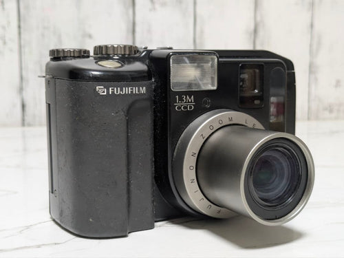 Fujifilm Compact Digital Camera Fujix Ds-330 Id