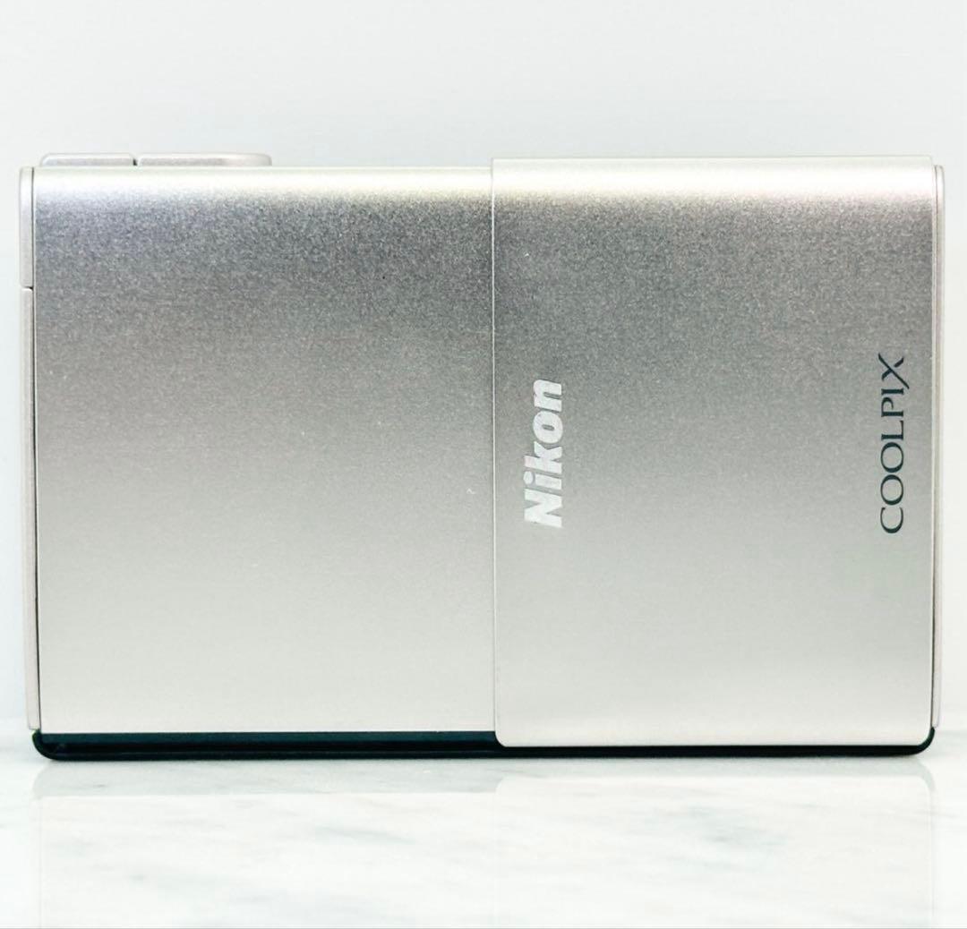 Nikon Compact Digital Camera Coolpix S01