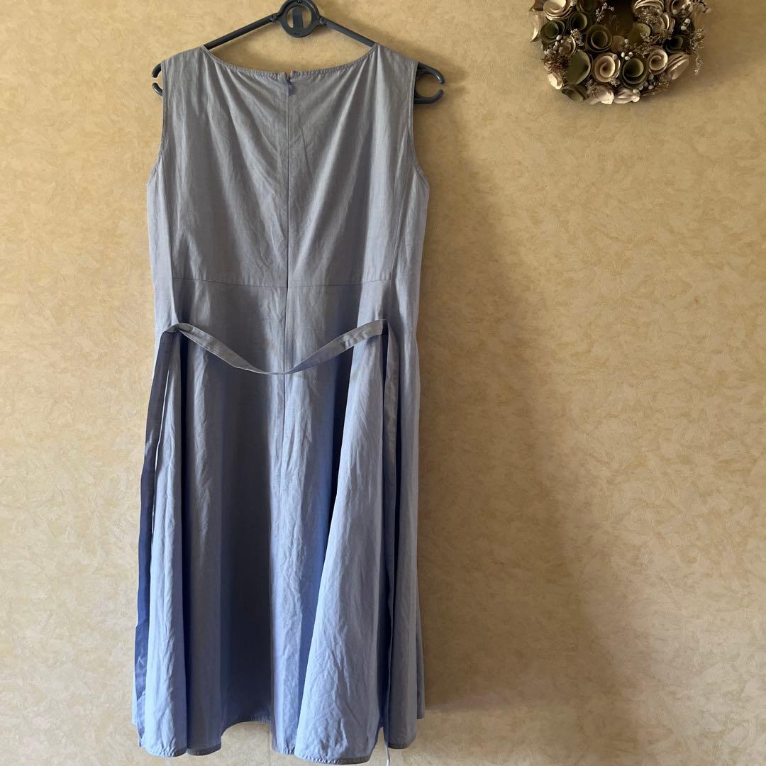 Tomorrowland Sleeveless 42