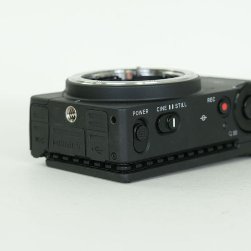 Sigma Mirrorless Interchangeable Lips 2 Fp Leica L