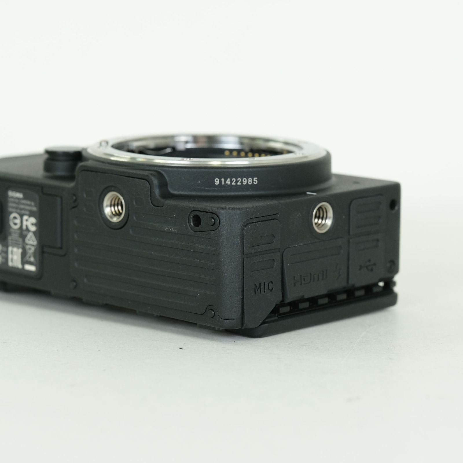 Sigma Mirrorless Interchangeable Lips 2 Fp Leica L