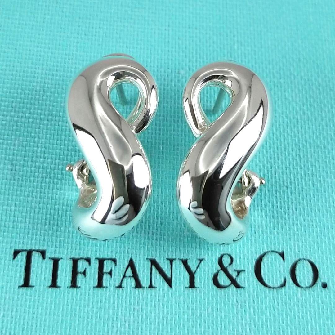 Tiffany Earrings (For Both Ears) 2734